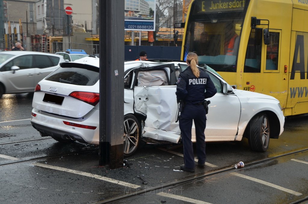 VU PKW Strab Koeln Mitte Pipinenstr Kleine Sandkaule P82.JPG - Miklos Laubert